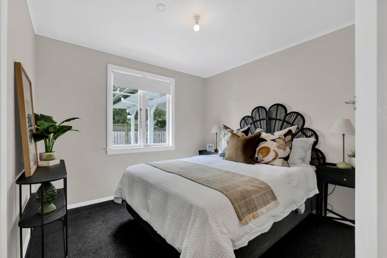 Photo of property in 10 Tasman Street, Vogeltown, New Plymouth, 4310