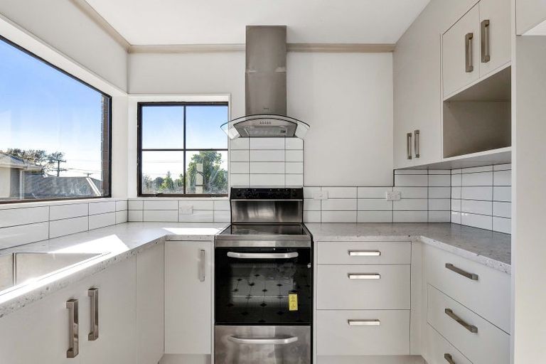 Photo of property in 90a Govett Avenue, Frankleigh Park, New Plymouth, 4310