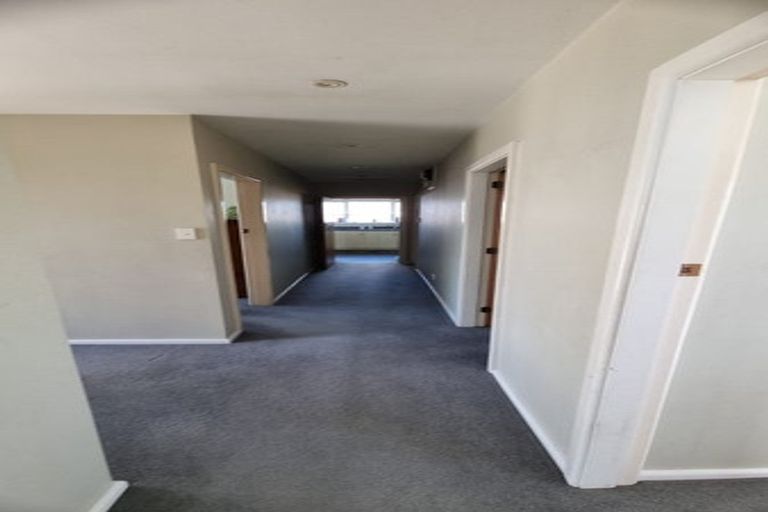 Photo of property in 64 Coopers Road, Dallington, Christchurch, 8061