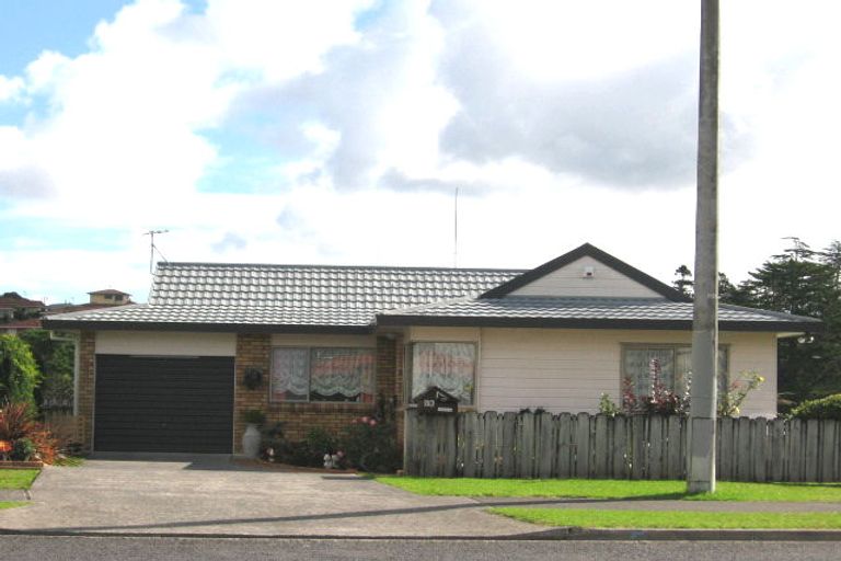Photo of property in 26 Central Park Drive, Te Atatu South, Auckland, 0610
