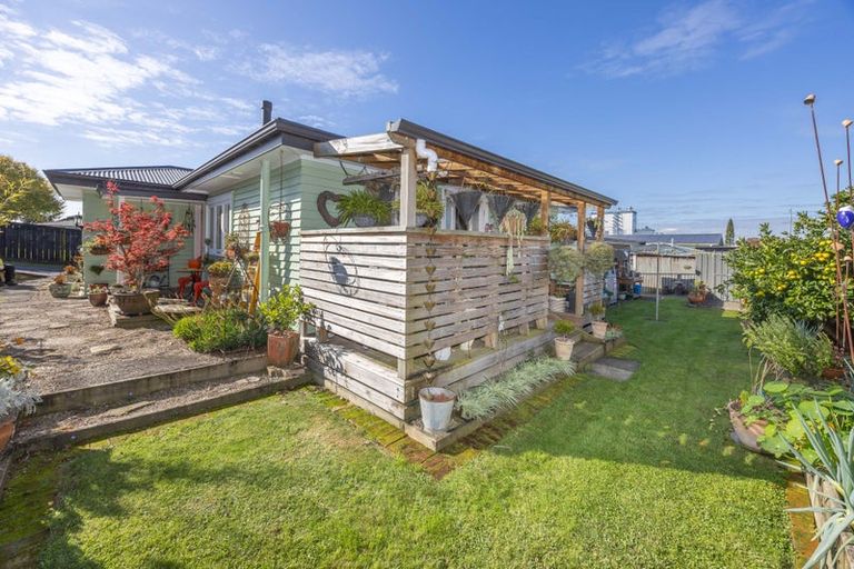 Photo of property in 69 Raeburne Street, Te Awamutu, 3800
