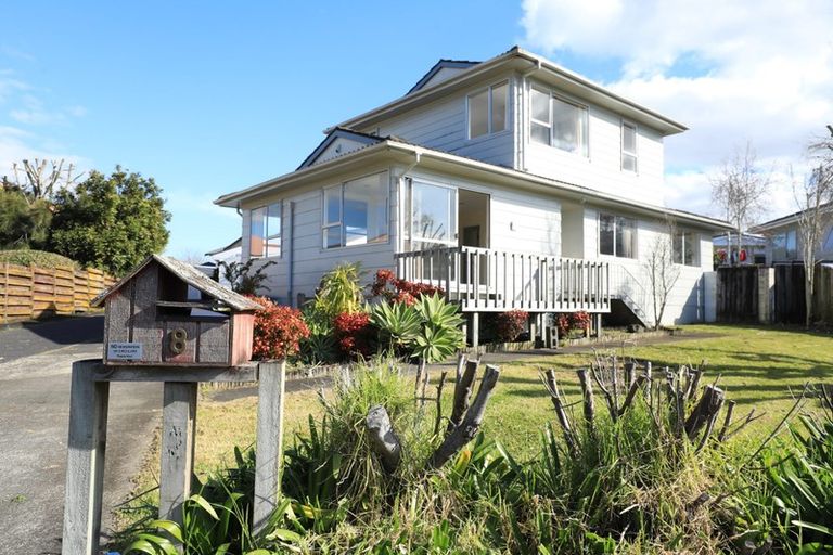Photo of property in 8 Lisa Rise, Half Moon Bay, Auckland, 2012