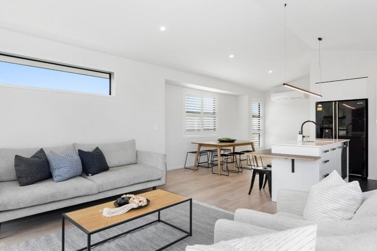 Photo of property in 38 Puhirake Crescent, Pyes Pa, Tauranga, 3112