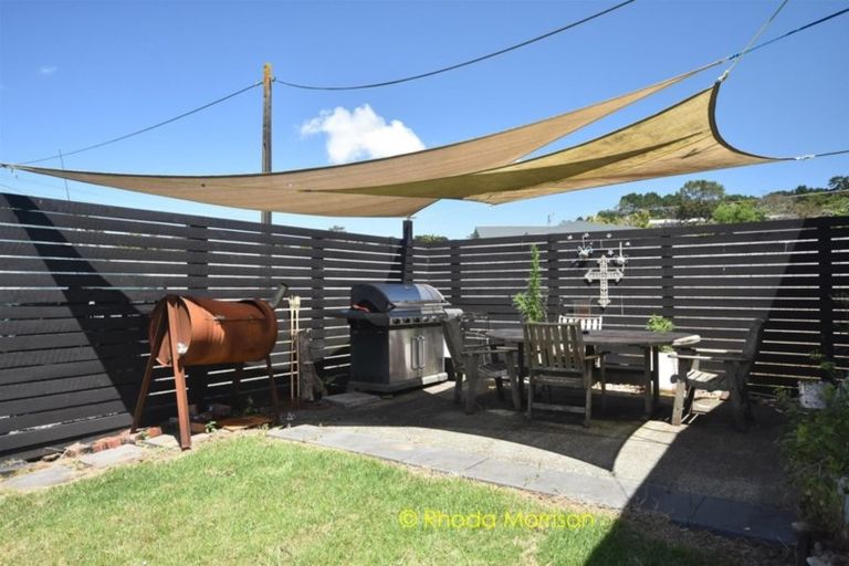 Photo of property in 88 Komiti Road, Tinopai, Matakohe, 0593