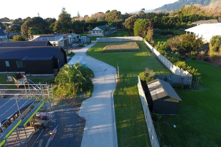 Photo of property in 41 Titoki Road, Waikanae Beach, 5036