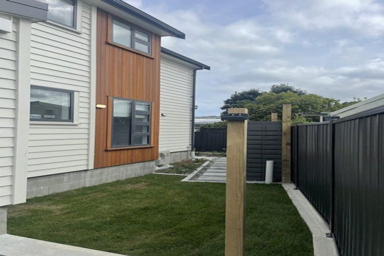 Photo of property in 128d Randwick Road, Moera, Lower Hutt, 5010