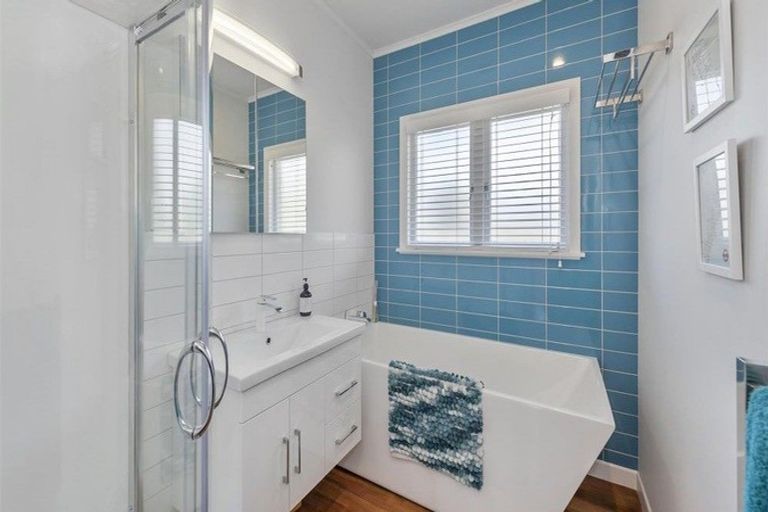 Photo of property in 18 Bolmuir Road, Forest Lake, Hamilton, 3200