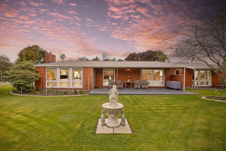 Photo of property in 535 Pound Road, Yaldhurst, Christchurch, 7676