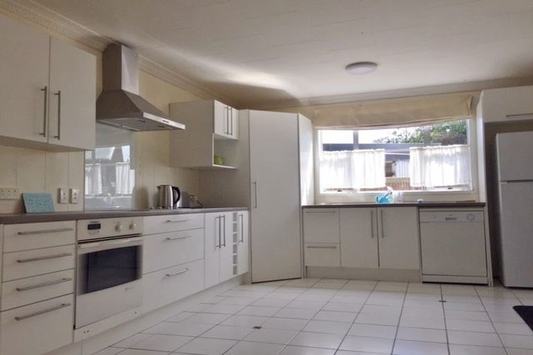 Photo of property in 17 Hare Road, Ocean View, Dunedin, 9035