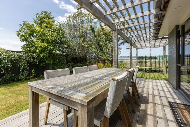 Photo of property in 15 Mcnaughton Place, Onekawa, Napier, 4110