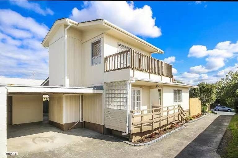 Photo of property in 1/47 Moire Road, Massey, Auckland, 0614