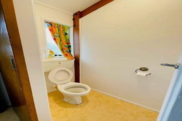 Photo of property in 23 Chrisarda Place, Red Hill, Papakura, 2110