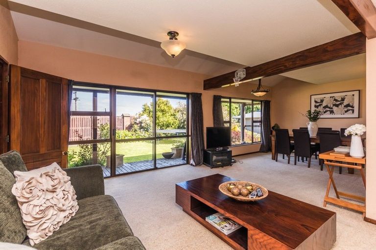 Photo of property in 411 Great North Road, Winton, 9720