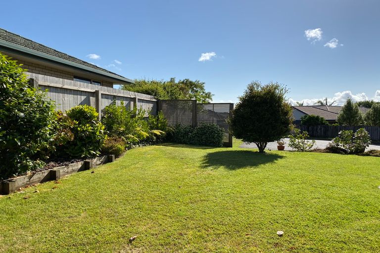 Photo of property in 38 Ranui Avenue, Kerikeri, 0230