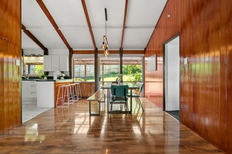 Photo of property in 26 Eugenia Rise, Totara Heights, Auckland, 2105