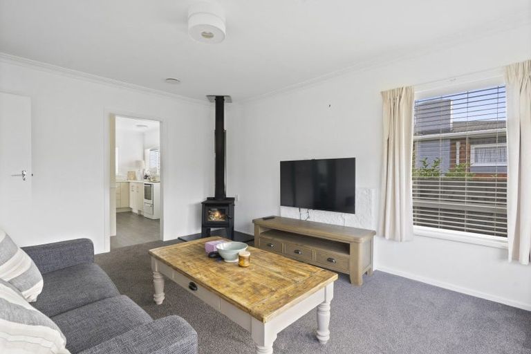 Photo of property in 5 Mersey Street, Levin, 5510