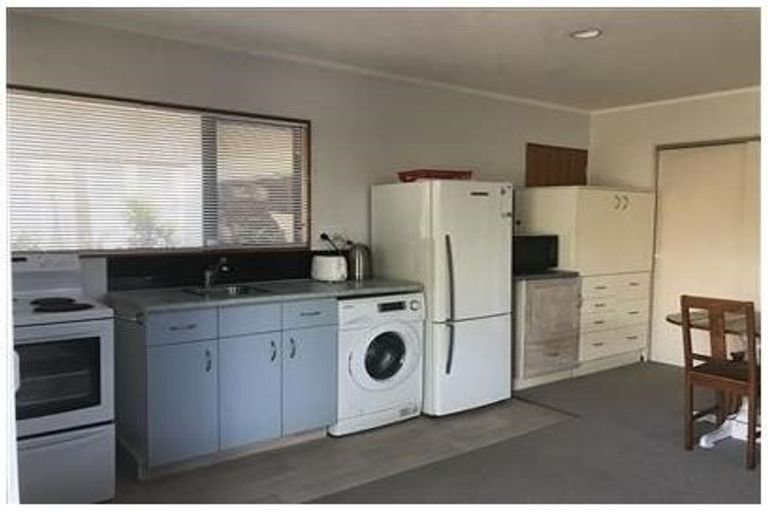 Photo of property in 206b Valley Road, Mount Maunganui, 3116