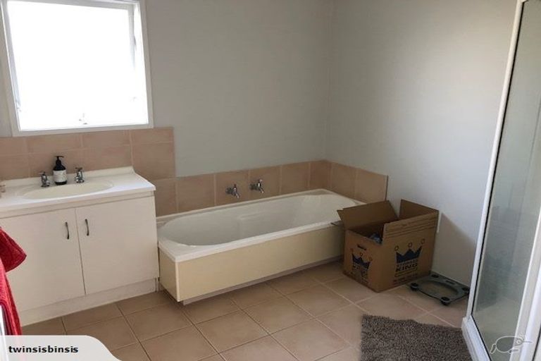 Photo of property in 23 Forsyth Street, St Andrews, Hamilton, 3200