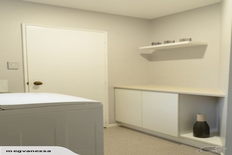 Photo of property in 1/25 Kingham Place, Avonhead, Christchurch, 8042