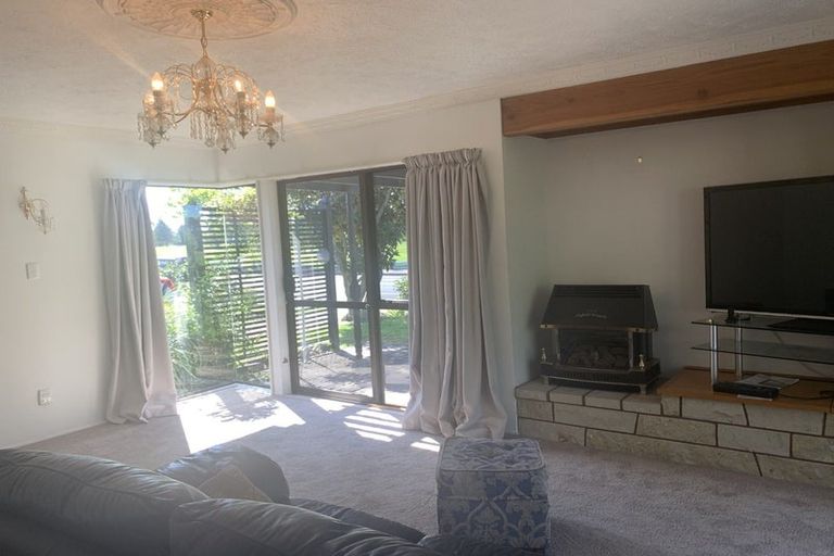 Photo of property in 33 Matapihi Road, Mount Maunganui, 3116