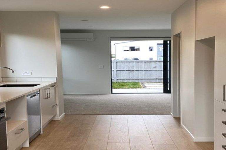 Photo of property in 19 Ngakoro Road, Karaka, Papakura, 2113
