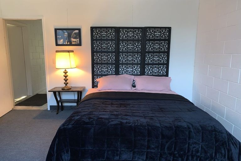 Photo of property in 212 Grahams Road, Burnside, Christchurch, 8053