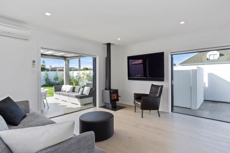 Photo of property in 11 Heath Street, Mount Maunganui, 3116