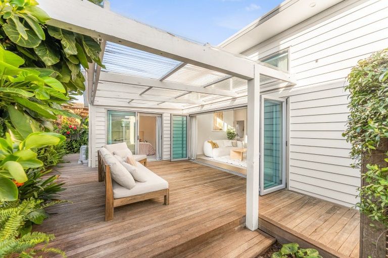 Photo of property in 16b Clyde Street, Mount Maunganui, 3116