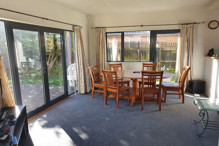Photo of property in 18a Mclellan Place, Ilam, Christchurch, 8041