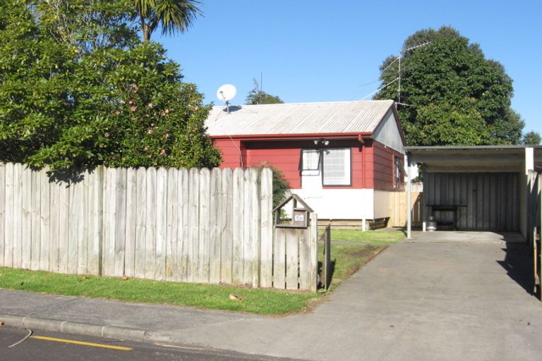 Photo of property in 1b Celmisia Place, Weymouth, Auckland, 2103