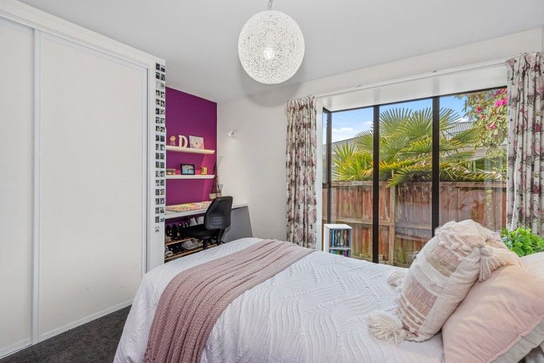 Photo of property in 83 Staveley Street, Avonhead, Christchurch, 8042