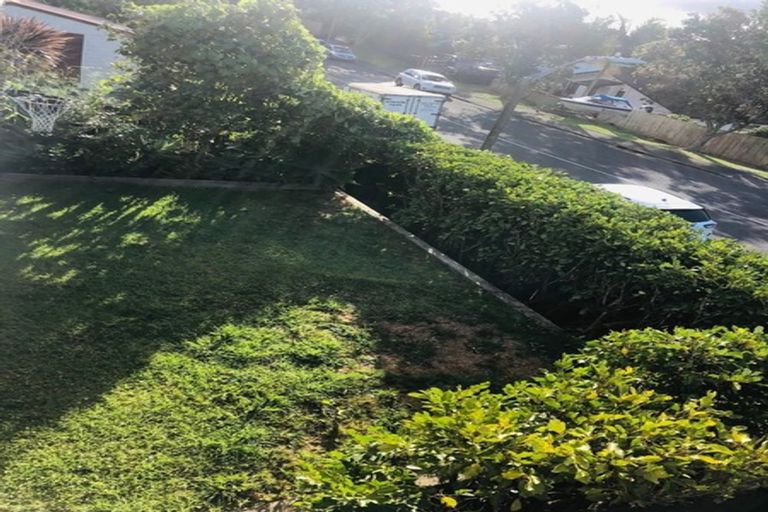 Photo of property in 1/111 Spinella Drive, Bayview, Auckland, 0629