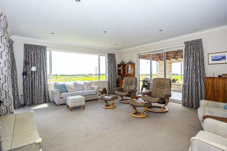 Photo of property in 1153 Rolling Ridges Road, Levels Valley, Timaru, 7975