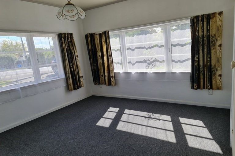 Photo of property in 21 Forest Lake Road, Forest Lake, Hamilton, 3200