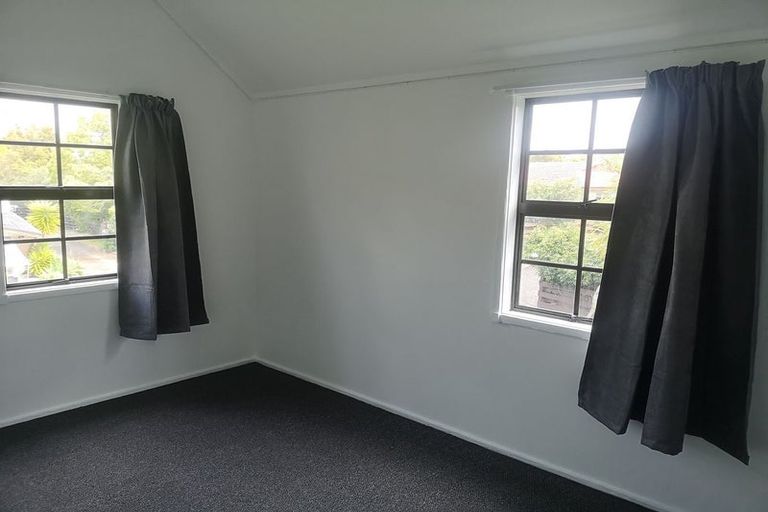 Photo of property in 2/85 Meadway, Sunnyhills, Auckland, 2010