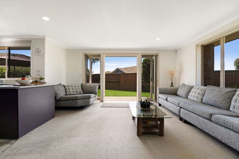 Photo of property in 14 Carrington Drive, Papamoa Beach, Papamoa, 3118