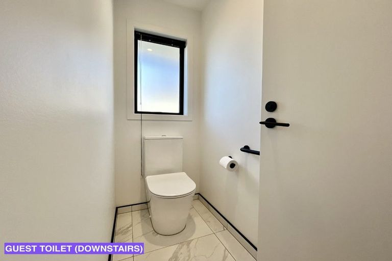 Photo of property in 2/4 Alvaston Drive, Halswell, Christchurch, 8025