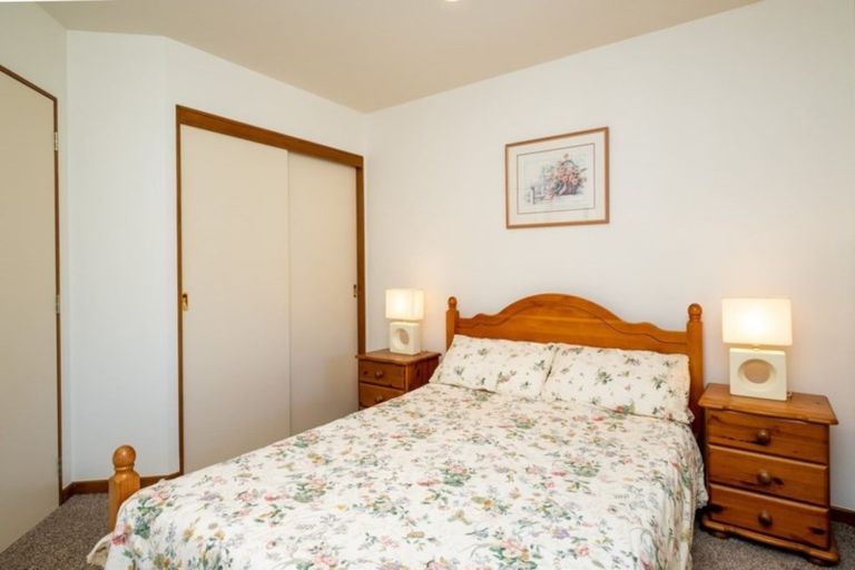 Photo of property in 58 Palmerston Road, Havelock North, 4130