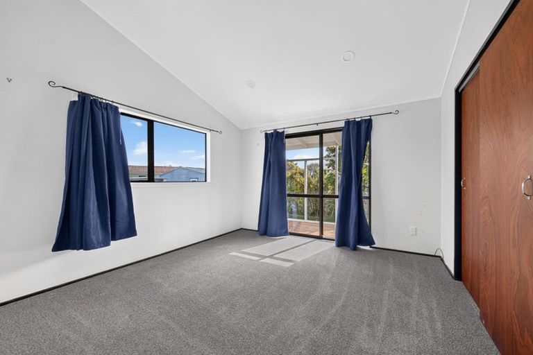 Photo of property in 203 Belvedere Road, Carterton, 5713