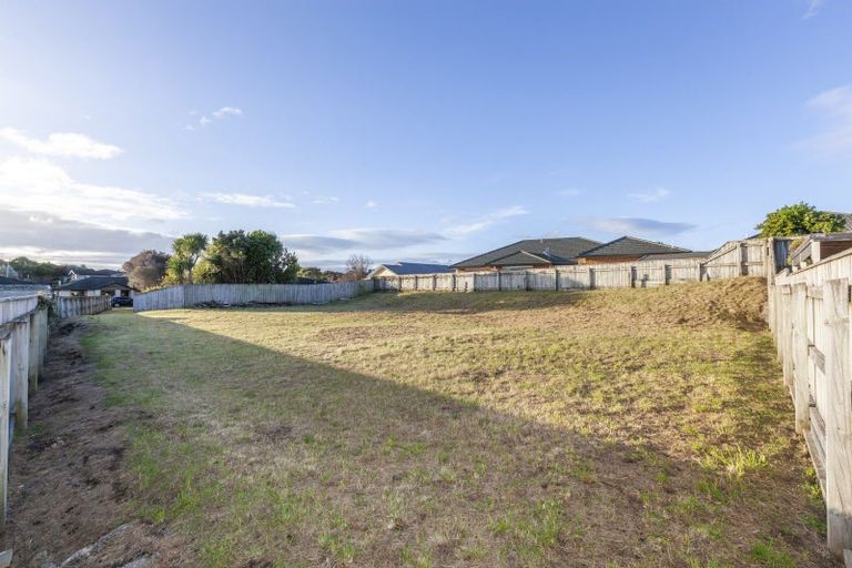 Photo of property in 5 Datum Way, Paraparaumu, 5032