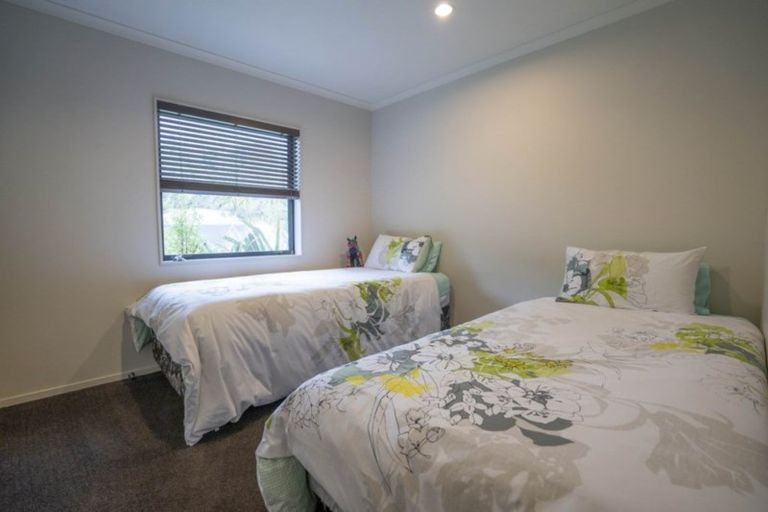 Photo of property in 61 Dunns Road, Otatara, Invercargill, 9879