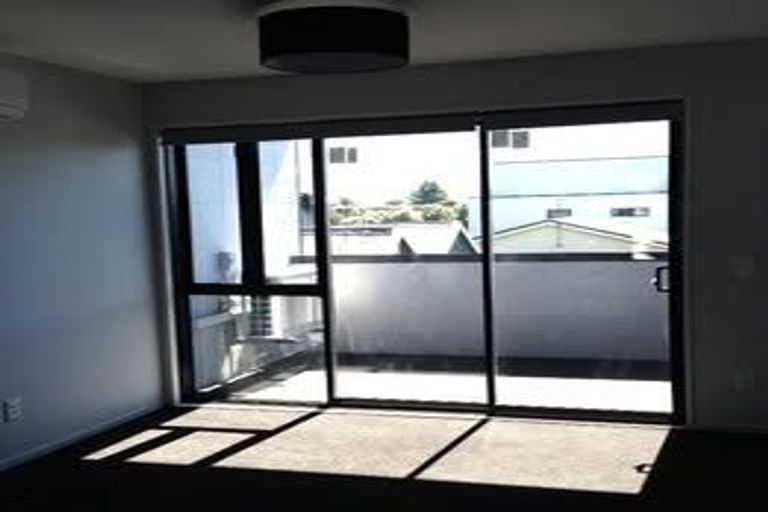 Photo of property in 11 Walpole Street, Waltham, Christchurch, 8023