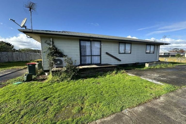 Photo of property in 23 Laxon Avenue, Otara, Auckland, 2025