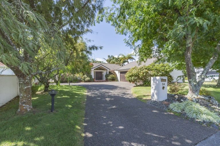 Photo of property in 84 Rushgreen Avenue, Pahurehure, Papakura, 2113