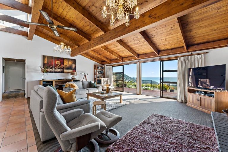 Photo of property in 34 Motutara Road, Muriwai, Waimauku, 0881