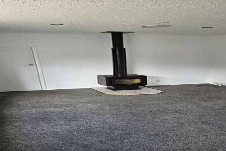 Photo of property in 92 Pine Avenue, Ebdentown, Upper Hutt, 5018