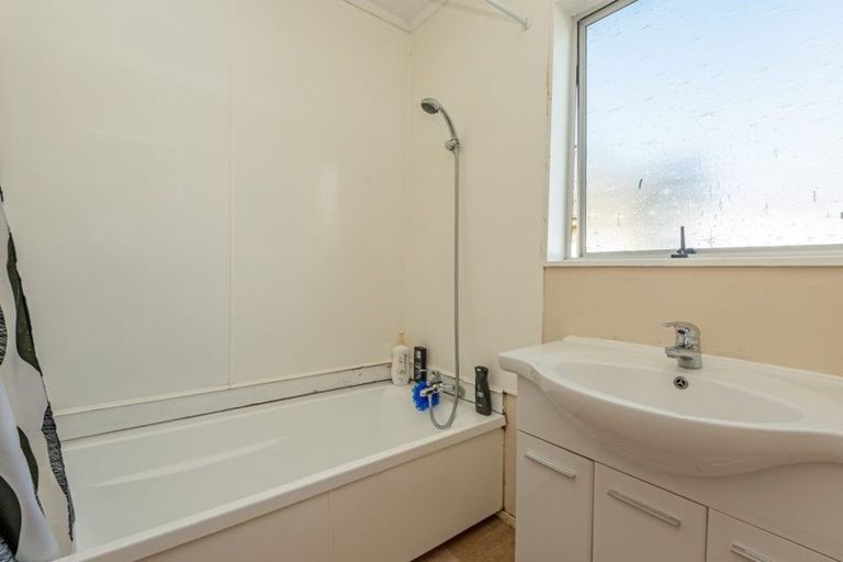 Photo of property in 23b Glasgow Street, Takaro, Palmerston North, 4412