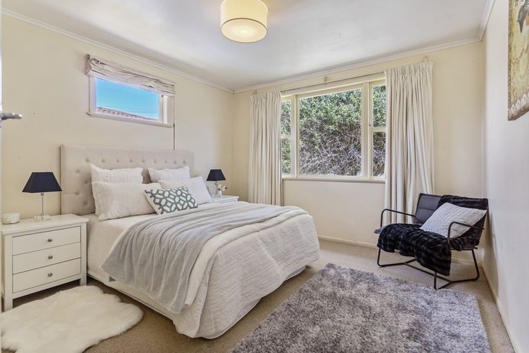 Photo of property in 13 Matapouri Road, Mangere Bridge, Auckland, 2022