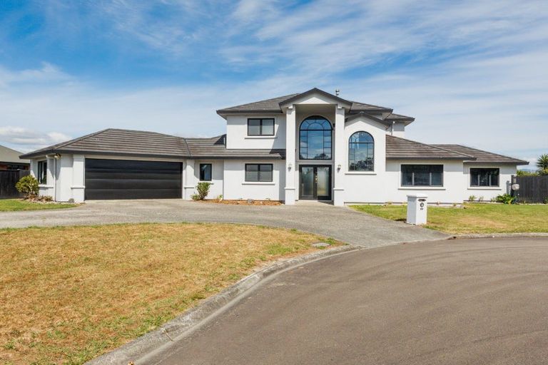 Photo of property in 69 Royal Oak Drive, Kelvin Grove, Palmerston North, 4414