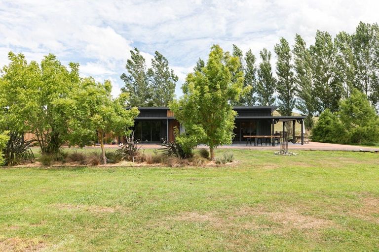 Photo of property in 580 Ongaonga Road, Waipawa, 4272